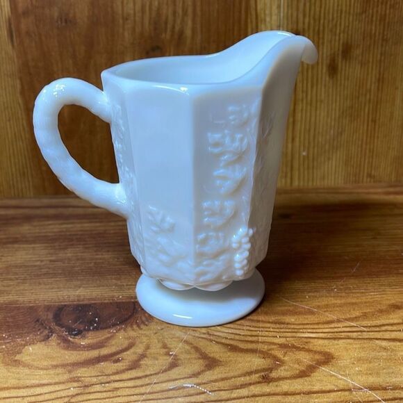 Westmoreland Vintage Milk Glass Creamer Grape Pattern - Picture 2 of 6